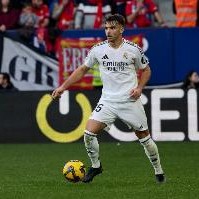 吕迪格受伤后，皇马一线队中卫仅剩阿森西奥&amp;阿拉巴&amp;巴列霍